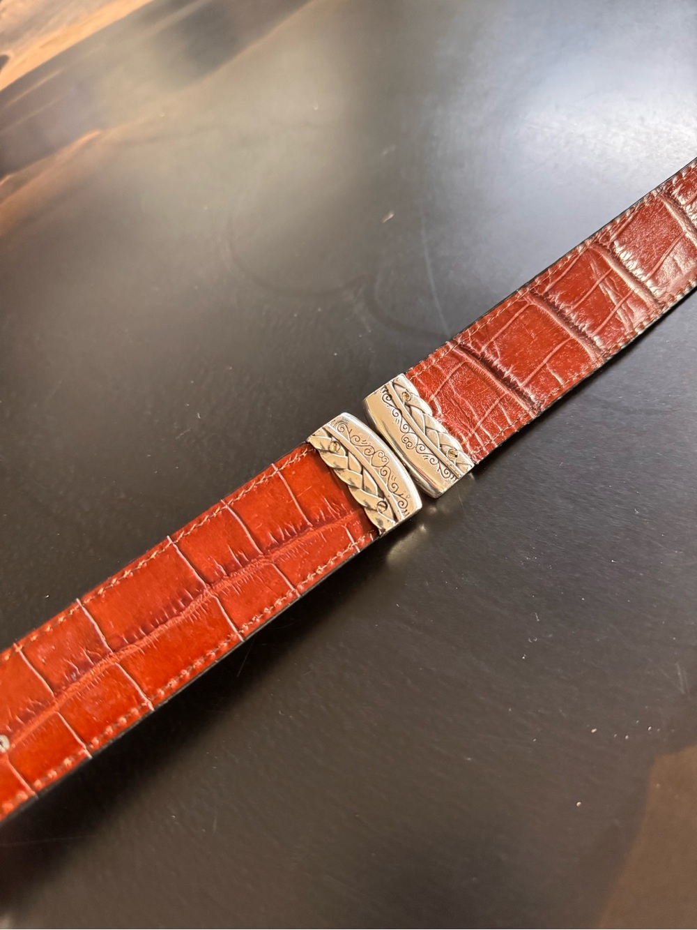 Brighton Two-Tone Croc-Embossed Leather Belt - Black & Brown Size 34 - Picture 8 of 10